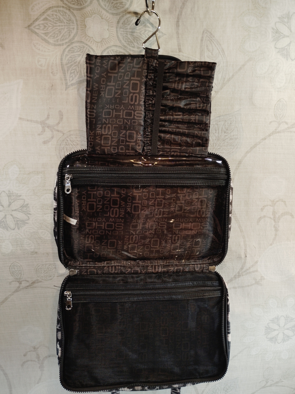 London Soho New York Black & White Patterned Toiletry Travel Tote - Picture 4 of 6